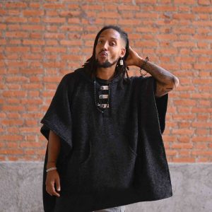 Poncho di lana Arriba